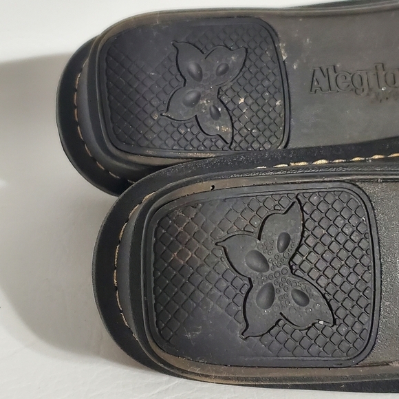 Alegria Deck of Cards Mary Jane Clog Black Gold Womens Shoes Size 41 - Picture 12 of 13